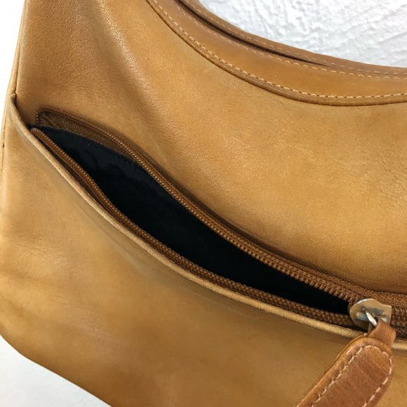 ♦️SOLD♦️Tignanello handbag - Picture 8 of 8